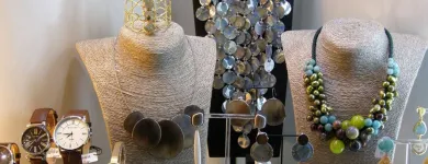 La imagen 2 de la Empresa MARIOLA MARTÍN JOYAS Y COMPLEMENTOS DE AUTOR Joyería y Bisutería en Madrid M