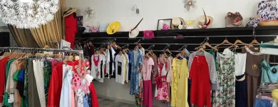 La imagen 26 de la Empresa MODAS Y COMPLEMENTOS LA BIZNAGA Tienda de Ropa en Churriana MA