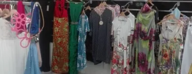 La imagen 29 de la Empresa MODAS Y COMPLEMENTOS LA BIZNAGA Tienda de Ropa en Churriana MA