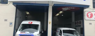 La imagen 8 de la Empresa ONEFURGO Concesionarios y Alquiler de Camiones en Madrid M
