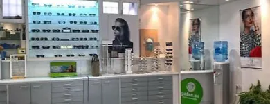 La imagen 7 de la Empresa ÓPTICA FEMENIA Salud y Medicina en Palma IB