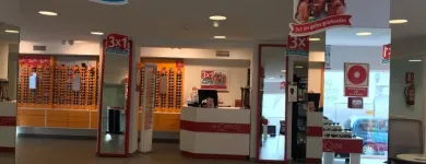 La imagen 1 de la Empresa ÓPTICA MIOPTICO TORREVIEJA GALLUD Salud y Medicina en Torrevieja A