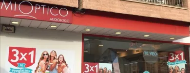 La imagen 3 de la Empresa ÓPTICA MIOPTICO TORREVIEJA GALLUD Salud y Medicina en Torrevieja A
