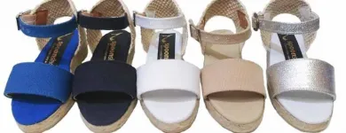 La imagen 2 de la Empresa PEQUEÑA HUELLA Zapaterías en Madrid M