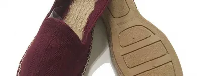 La imagen 4 de la Empresa PEQUEÑA HUELLA Zapaterías en Madrid M