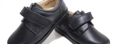 La imagen 32 de la Empresa PEQUEÑA HUELLA Zapaterías en Madrid M