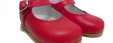 La imagen 37 de la Empresa PEQUEÑA HUELLA Zapaterías en Madrid M