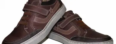 La imagen 45 de la Empresa PEQUEÑA HUELLA Zapaterías en Madrid M