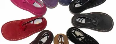 La imagen 48 de la Empresa PEQUEÑA HUELLA Zapaterías en Madrid M