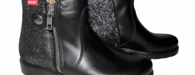 La imagen 52 de la Empresa PEQUEÑA HUELLA Zapaterías en Madrid M