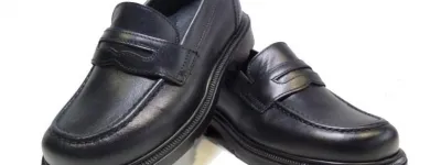 La imagen 76 de la Empresa PEQUEÑA HUELLA Zapaterías en Madrid M