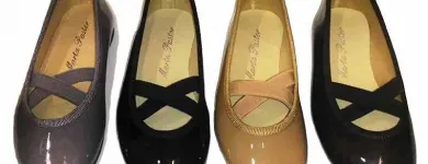 La imagen 89 de la Empresa PEQUEÑA HUELLA Zapaterías en Madrid M