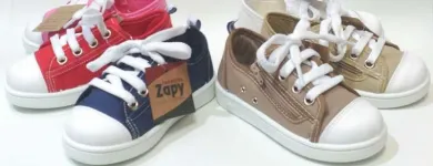 La imagen 102 de la Empresa PEQUEÑA HUELLA Zapaterías en Madrid M