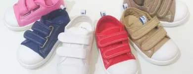 La imagen 104 de la Empresa PEQUEÑA HUELLA Zapaterías en Madrid M