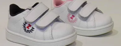 La imagen 114 de la Empresa PEQUEÑA HUELLA Zapaterías en Madrid M