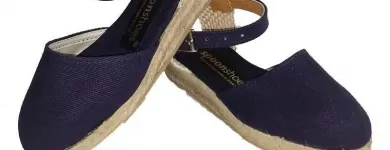 La imagen 120 de la Empresa PEQUEÑA HUELLA Zapaterías en Madrid M