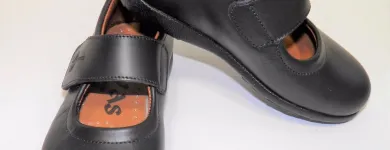 La imagen 132 de la Empresa PEQUEÑA HUELLA Zapaterías en Madrid M