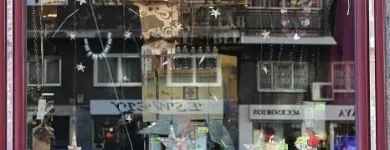 La imagen 4 de la Empresa PERFUMERÍA SHANGO Productos y Servicios de Cuidado Personal en Madrid M