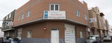 La imagen 1 de la Empresa POLICLÍNICO SANTA BARBARA Salud y Medicina en Cruce De Sardina GC