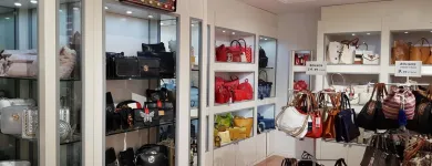 La imagen 5 de la Empresa PRETTY - ZAPATERÍA Y COMPLEMENTOS Zapaterías en Torremolinos MA