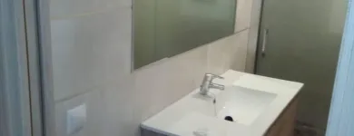 La imagen 1 de la Empresa REFORMAS, REPARACIONES Y TOLDOS Inmobiliaria y Reformas en Madrid M