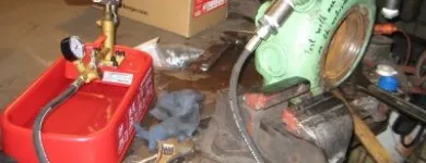 La imagen 2 de la Empresa TALLERES NEPTUNO S.L Transportes y Turismo en Barcelona B