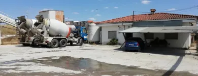 La imagen 3 de la Empresa THC HORMIGONES Materiales de Construcción en Badajoz BA