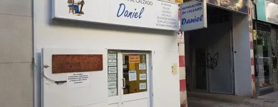 La imagen 10 de la Empresa ZAPATERÍA DANIEL Zapaterías en Madrid M