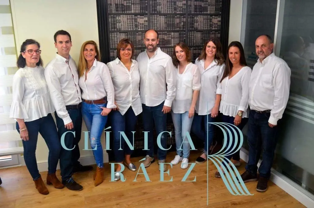 La imagen 5 de la Empresa CLÍNICA DENTAL RÁEZ CALERA
