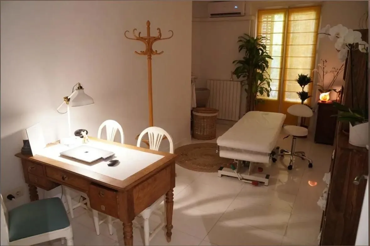 La imagen 8 de la Empresa OSTEOPATÍA JAVIER ARCEO