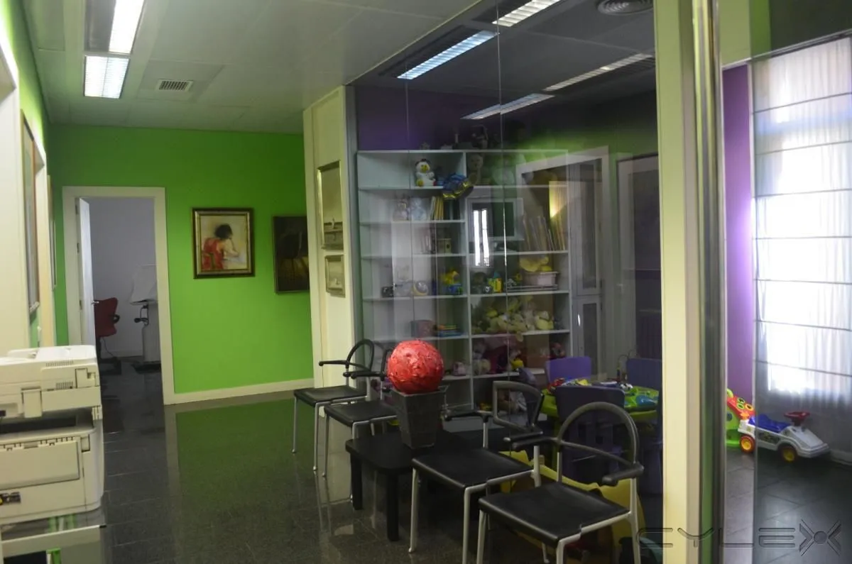 La imagen 9 de la Empresa INSTITUTO OFTALMOLOGÍCO DAPENA