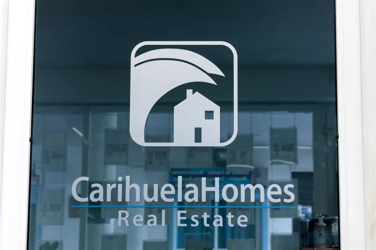 La imagen 1 de la Empresa CARIHUELA HOMES REAL ESTATE