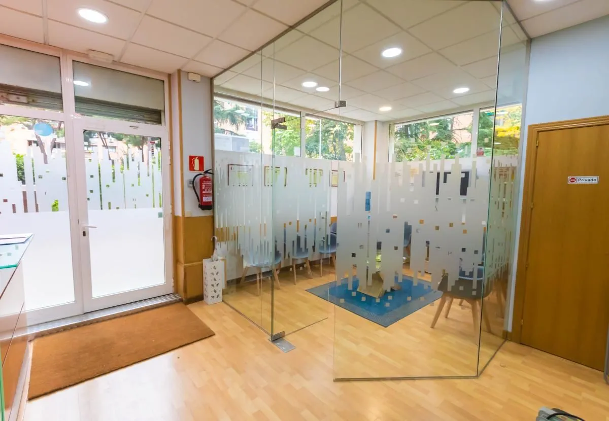 La imagen 5 de la Empresa CLINICA DENTAL COLDENT