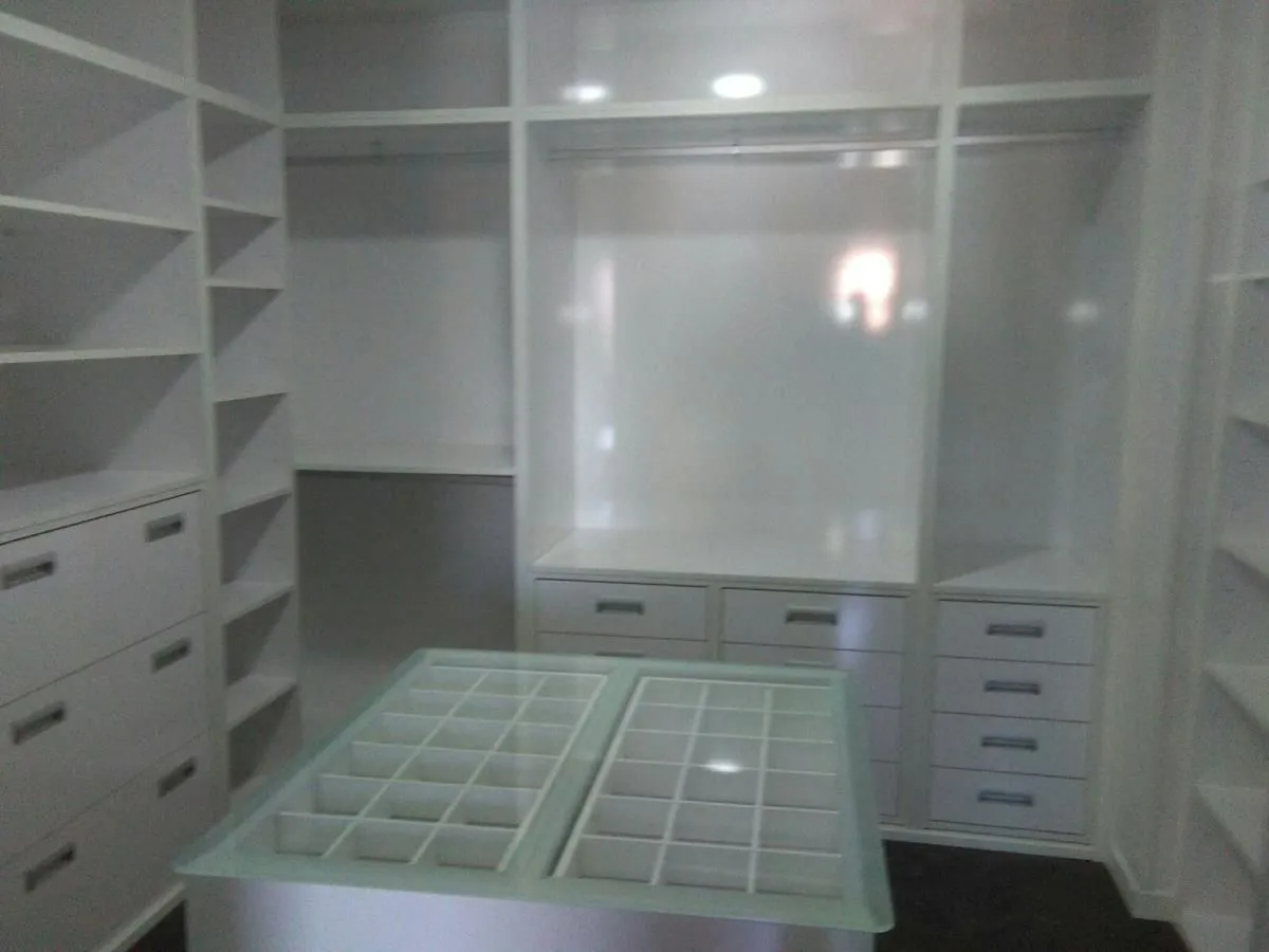 La imagen 8 de la Empresa MADERAS MADEBEL