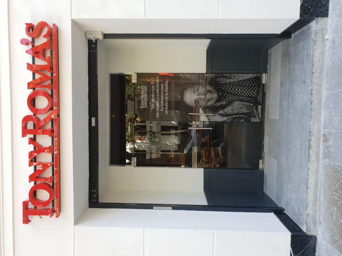 La imagen 9 de la Empresa TONY ROMA'S