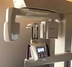 La imagen 6 de la Empresa DENTALBOX CLÍNICA DENTAL SAN SEBASTIAN DR GUSTAVO PÉREZ LIÉVANO