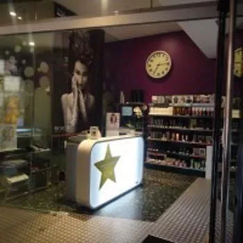 La imagen 5 de la Empresa ACADEMIA DE PELUQUERÍA Y ESTÉTICA BETA