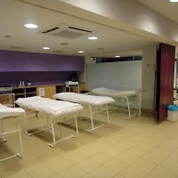 La imagen 6 de la Empresa ACADEMIA DE PELUQUERÍA Y ESTÉTICA BETA