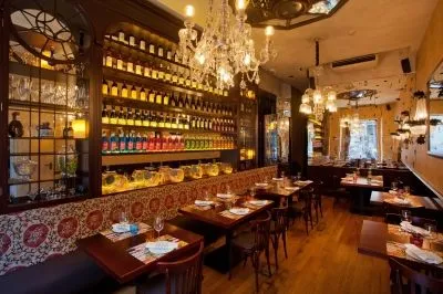 La imagen 1 de la Empresa RESTAURANTE REÑE