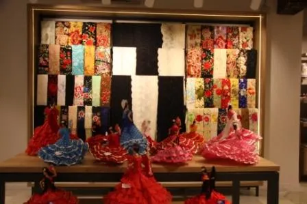 La imagen 6 de la Empresa MADRID SOUVENIRS