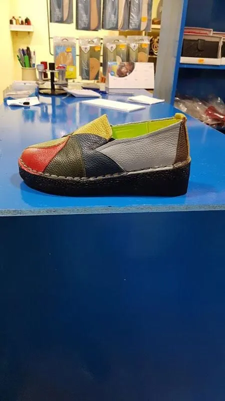 La imagen 5 de la Empresa ZAPATERÍA DANIEL