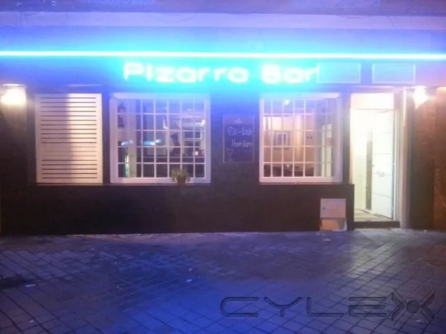 La imagen 5 de la Empresa PIZARRA Y PUNTO