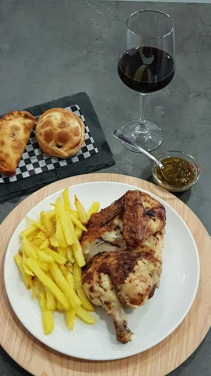 La imagen 3 de la Empresa EMPANADAS ARGENTINAS LA CUMBRECITA Y POLLOS ASADOS AL CHIMICHURRI