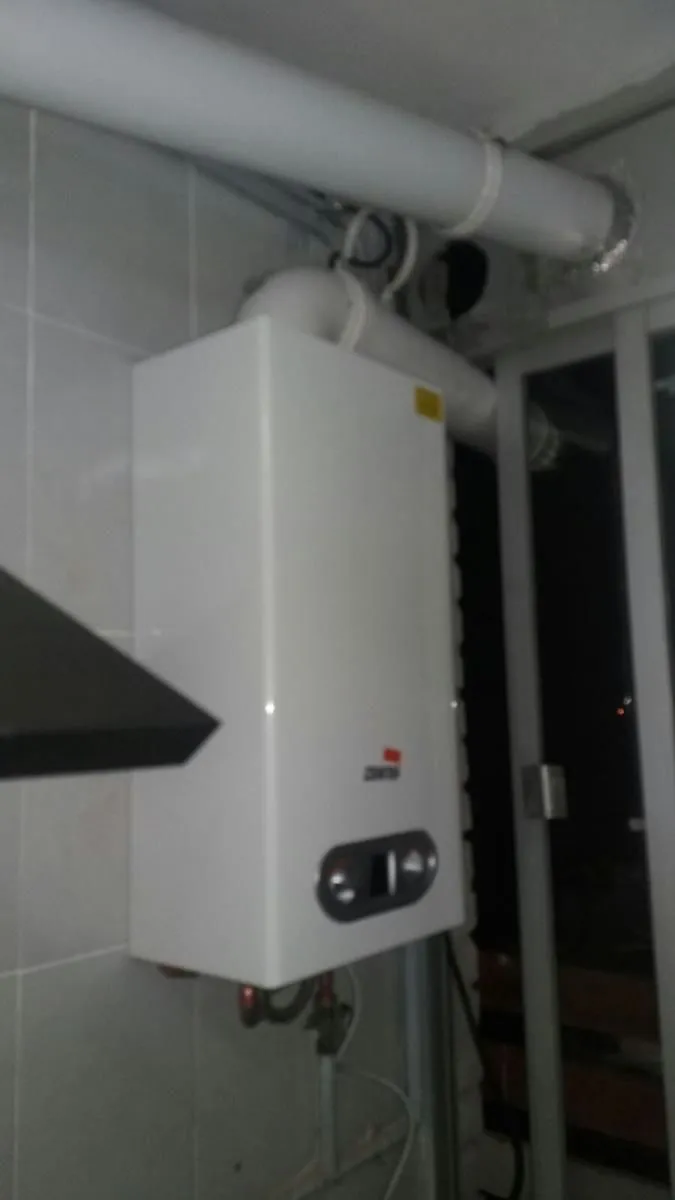 La imagen 5 de la Empresa FONTANEROS EN HORTALEZA - M.A.