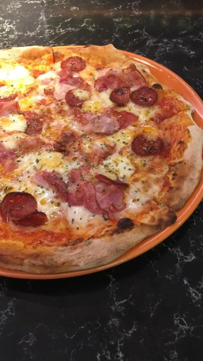 La imagen 3 de la Empresa PIZZERIA HELADERÍA EL PASEO