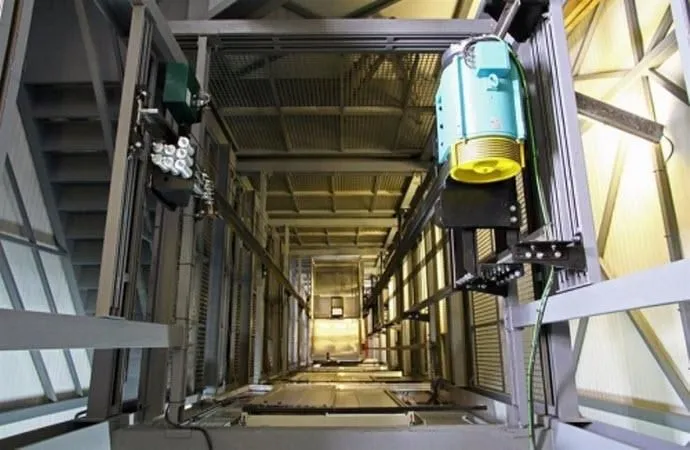 La imagen 16 de la Empresa CLEVERLIFT, S.L.