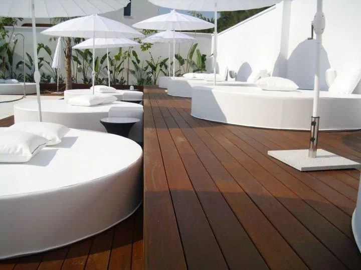 La imagen 13 de la Empresa LITTLE BEAR SAN SEBASTIÁN - BOUTIQUE PARQUETS