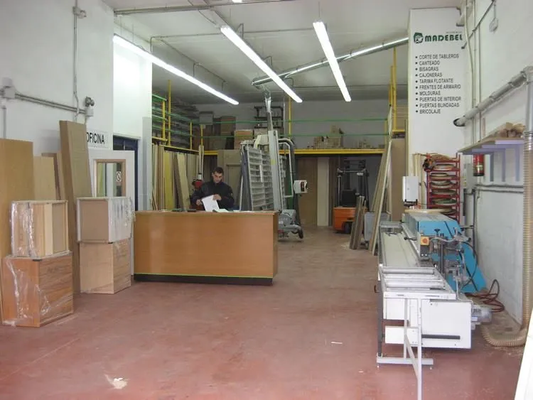 La imagen 13 de la Empresa MADERAS MADEBEL