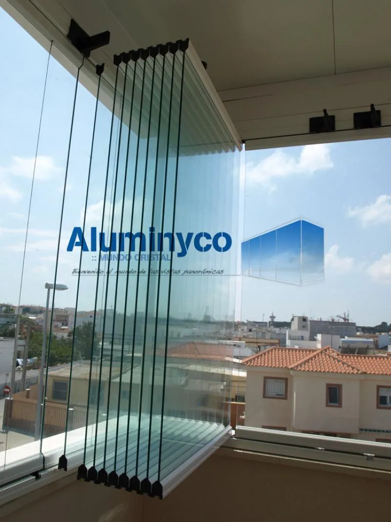 La imagen 1 de la Empresa ALUMINYCO