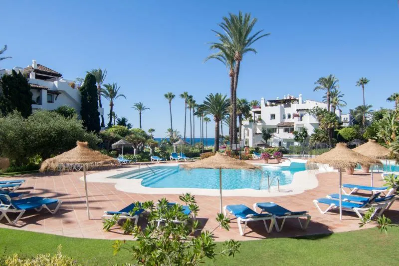 La imagen 2 de la Empresa INMOBILIARIA ANDALUCIA